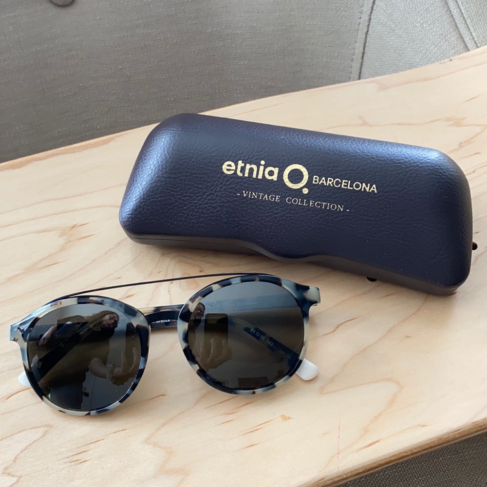 Vintage glasses with case